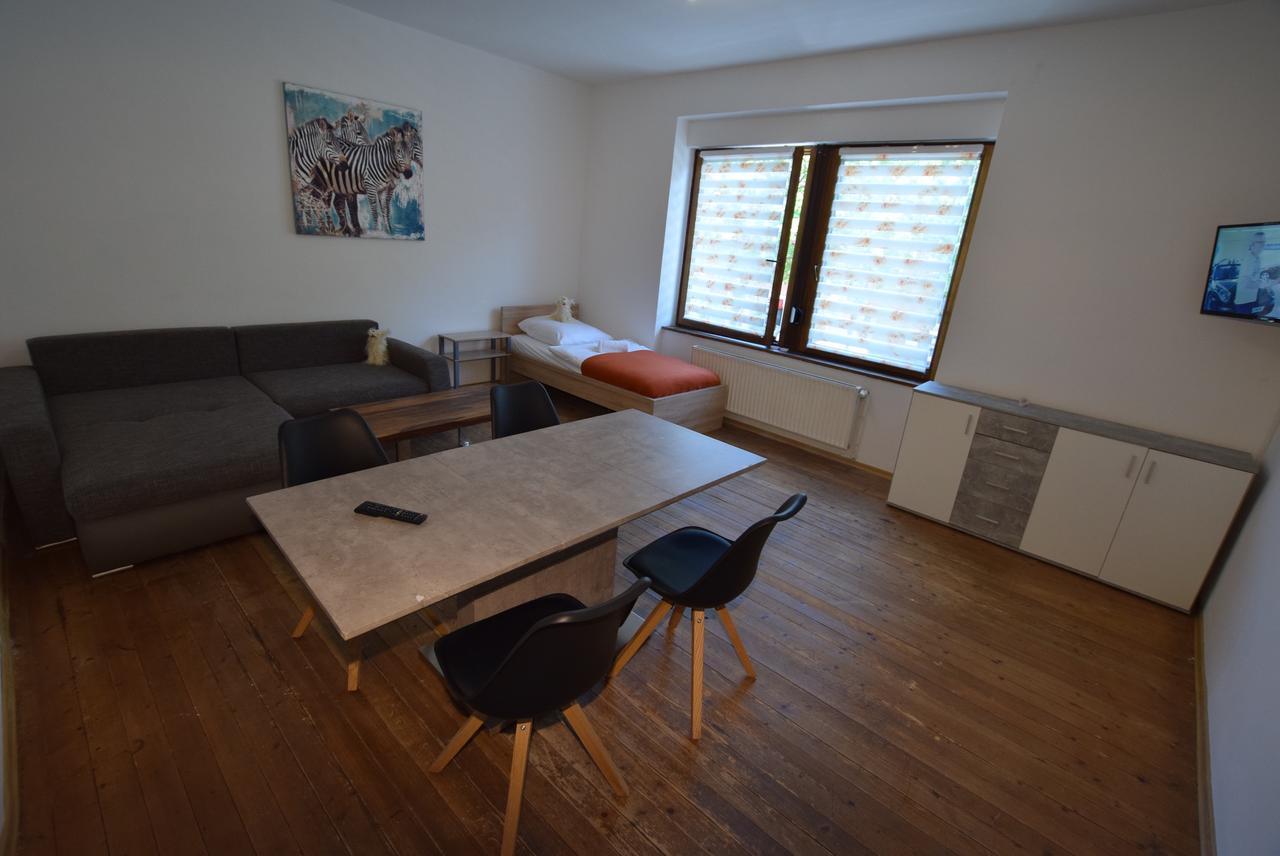 Apartment Ostendplatz Stoccarda Esterno foto